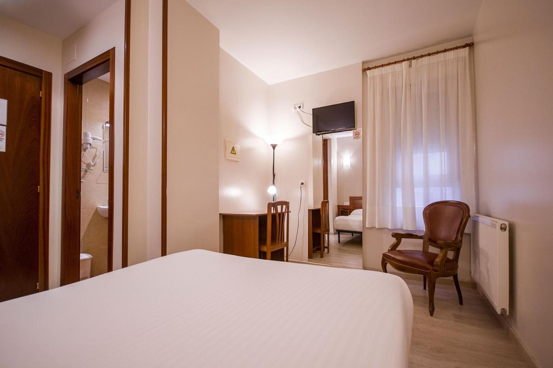 U-Hotel Dario Луго Экстерьер фото